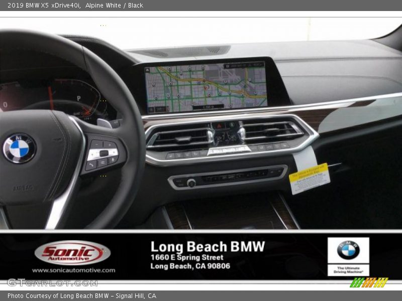 Alpine White / Black 2019 BMW X5 xDrive40i