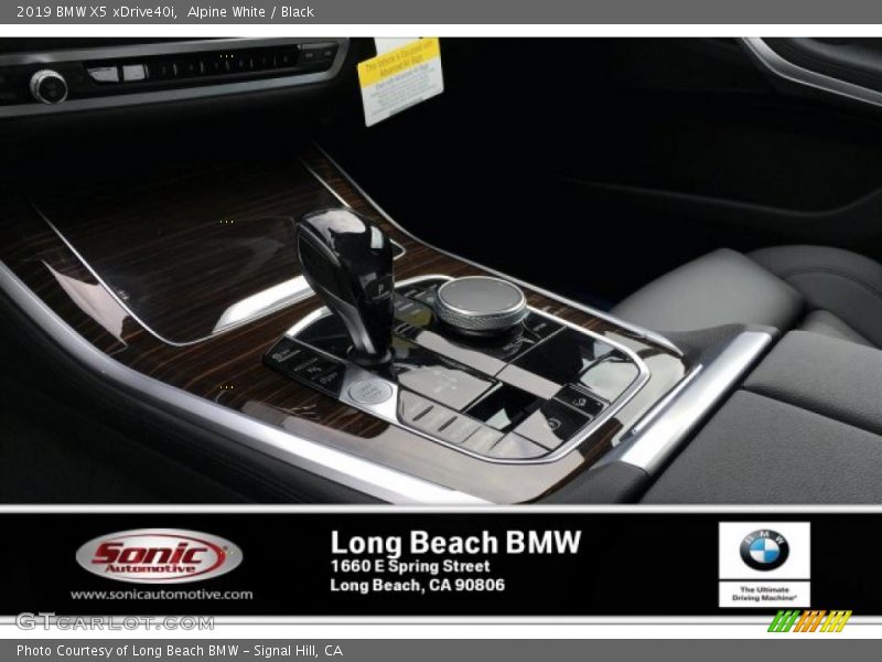 Alpine White / Black 2019 BMW X5 xDrive40i