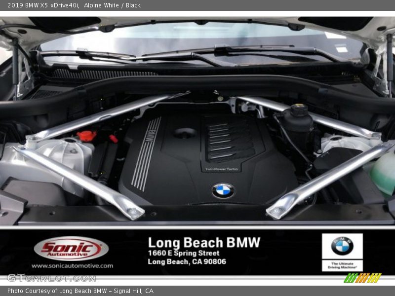 Alpine White / Black 2019 BMW X5 xDrive40i