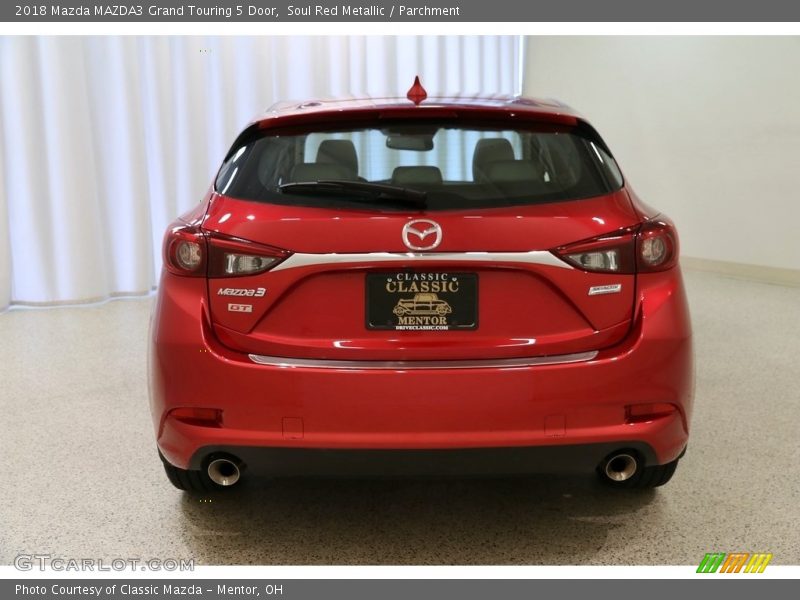 Soul Red Metallic / Parchment 2018 Mazda MAZDA3 Grand Touring 5 Door