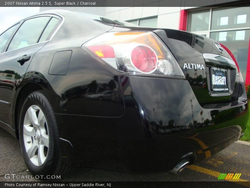 Super Black / Charcoal 2007 Nissan Altima 2.5 S