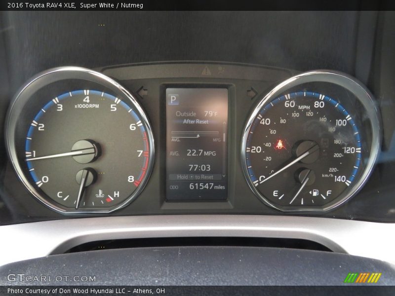 Super White / Nutmeg 2016 Toyota RAV4 XLE