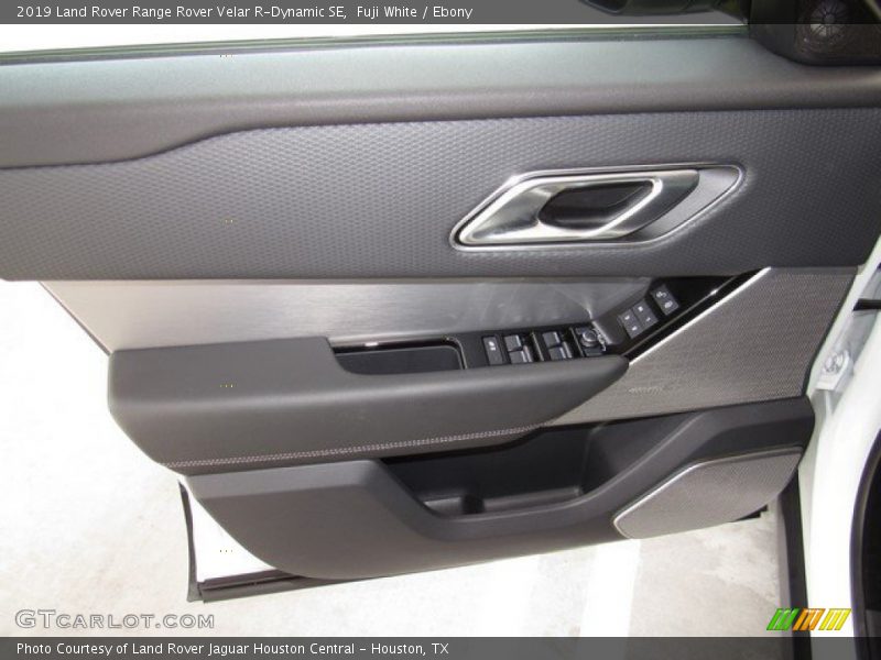 Fuji White / Ebony 2019 Land Rover Range Rover Velar R-Dynamic SE