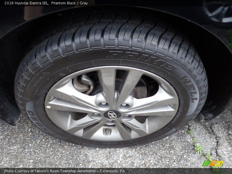 Phantom Black / Gray 2018 Hyundai Elantra SEL