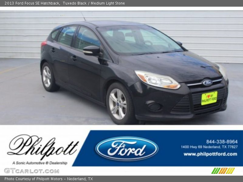 Tuxedo Black / Medium Light Stone 2013 Ford Focus SE Hatchback