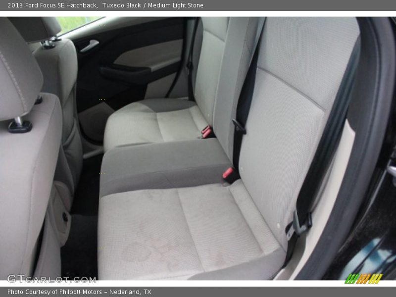 Tuxedo Black / Medium Light Stone 2013 Ford Focus SE Hatchback