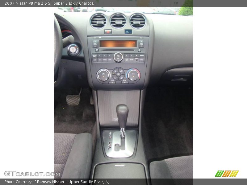 Super Black / Charcoal 2007 Nissan Altima 2.5 S