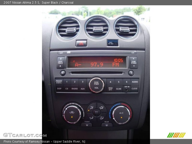 Super Black / Charcoal 2007 Nissan Altima 2.5 S