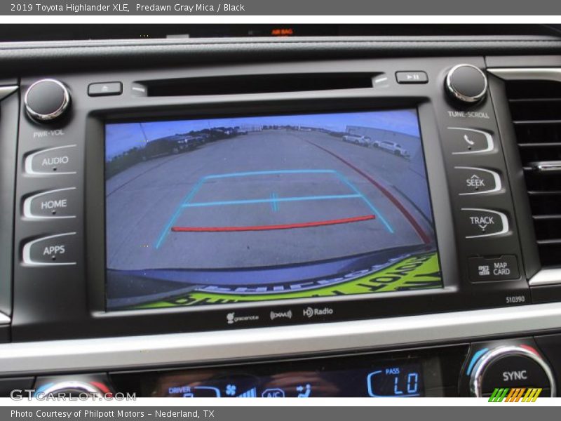 Predawn Gray Mica / Black 2019 Toyota Highlander XLE
