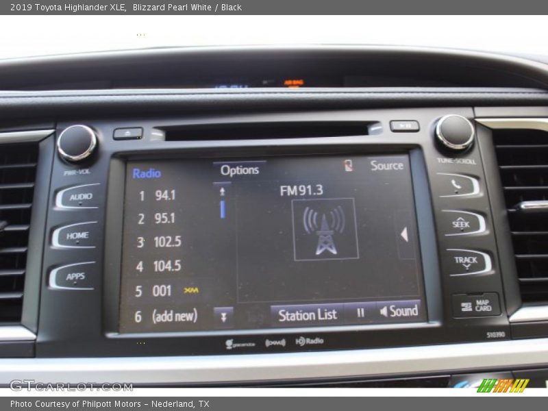 Blizzard Pearl White / Black 2019 Toyota Highlander XLE
