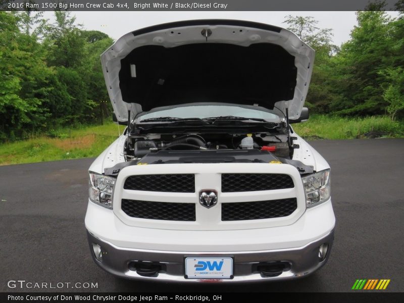 Bright White / Black/Diesel Gray 2016 Ram 1500 Big Horn Crew Cab 4x4