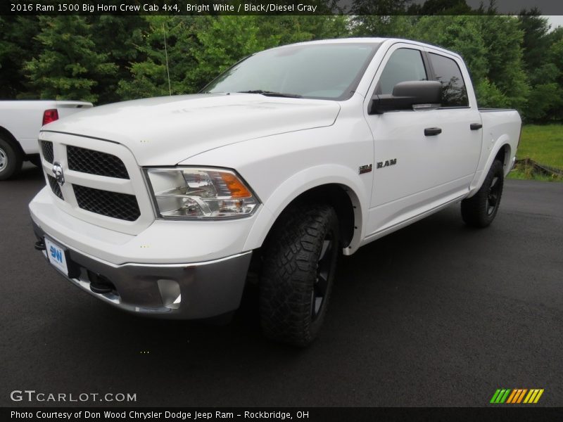 Bright White / Black/Diesel Gray 2016 Ram 1500 Big Horn Crew Cab 4x4