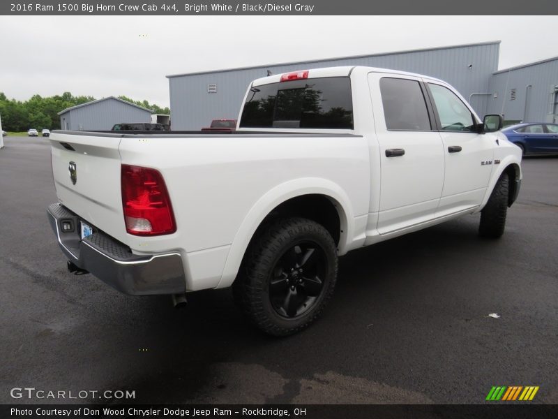 Bright White / Black/Diesel Gray 2016 Ram 1500 Big Horn Crew Cab 4x4