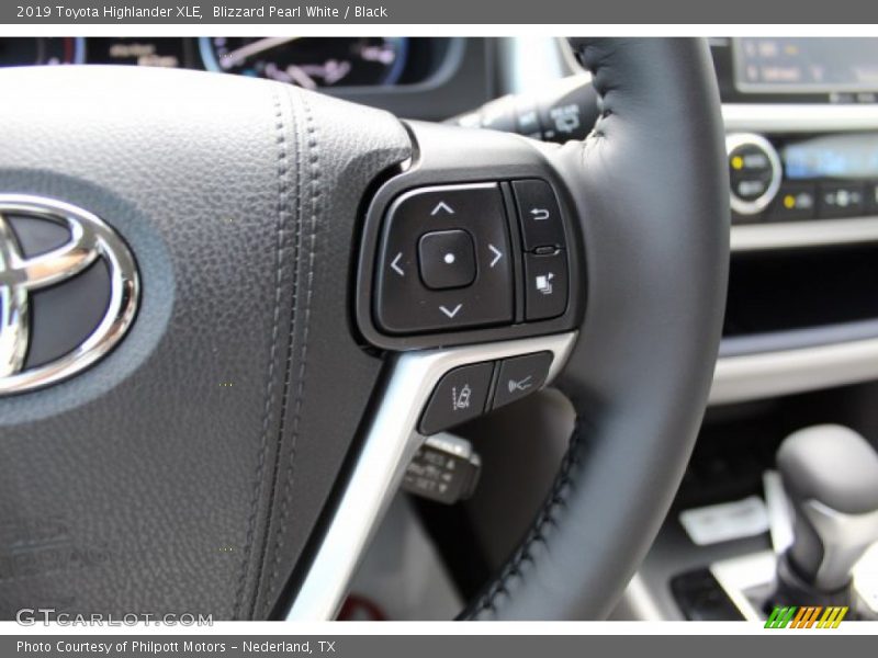 Blizzard Pearl White / Black 2019 Toyota Highlander XLE