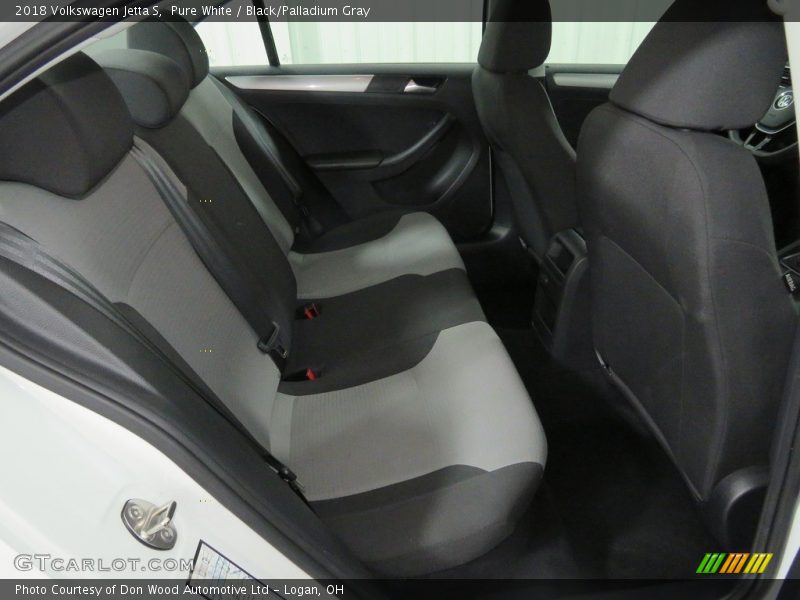 Pure White / Black/Palladium Gray 2018 Volkswagen Jetta S