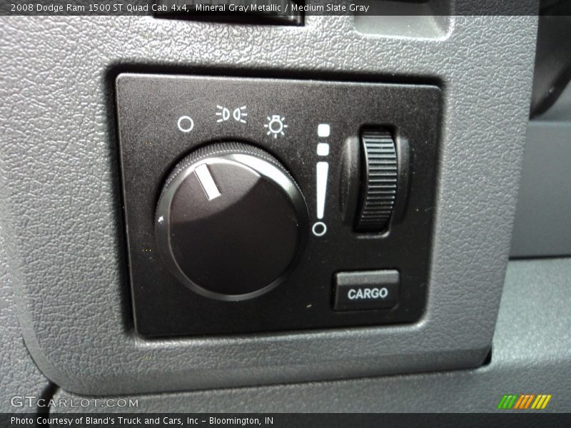 Mineral Gray Metallic / Medium Slate Gray 2008 Dodge Ram 1500 ST Quad Cab 4x4