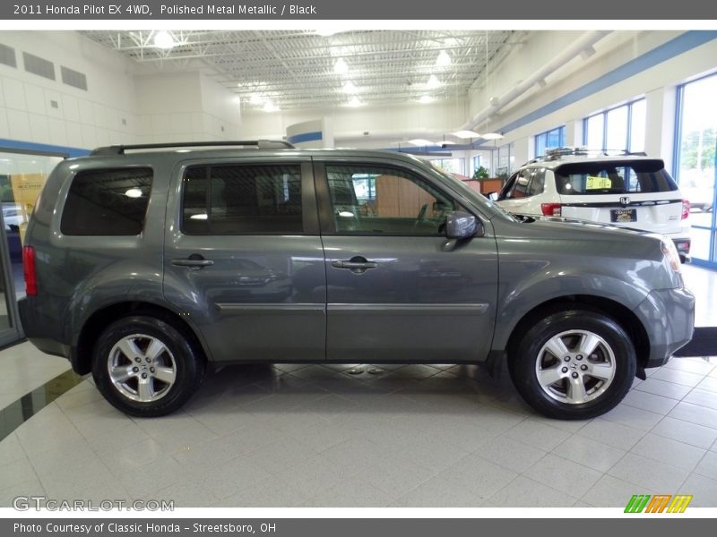 Polished Metal Metallic / Black 2011 Honda Pilot EX 4WD