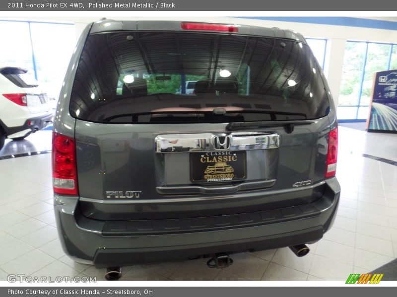 Polished Metal Metallic / Black 2011 Honda Pilot EX 4WD