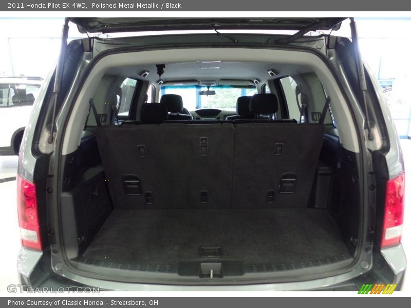 Polished Metal Metallic / Black 2011 Honda Pilot EX 4WD