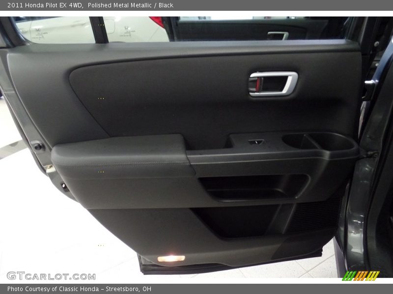 Polished Metal Metallic / Black 2011 Honda Pilot EX 4WD