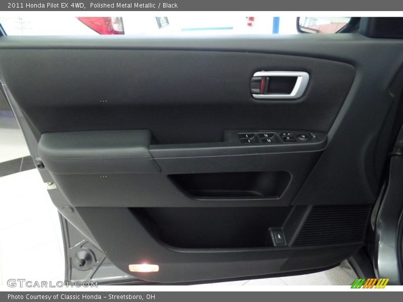 Polished Metal Metallic / Black 2011 Honda Pilot EX 4WD