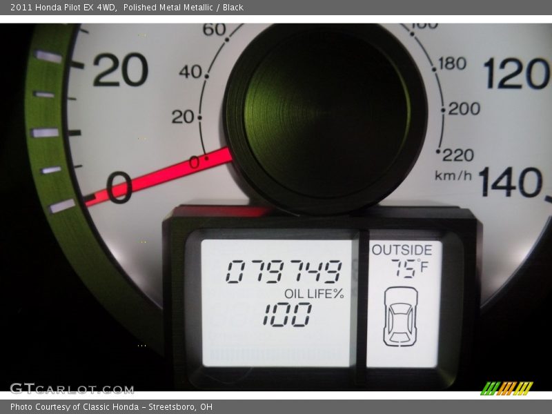 Polished Metal Metallic / Black 2011 Honda Pilot EX 4WD