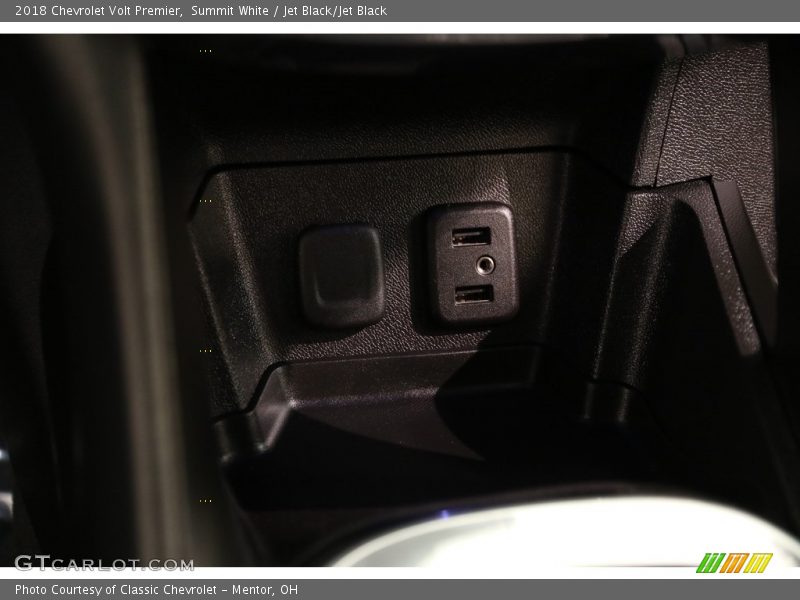 Summit White / Jet Black/Jet Black 2018 Chevrolet Volt Premier