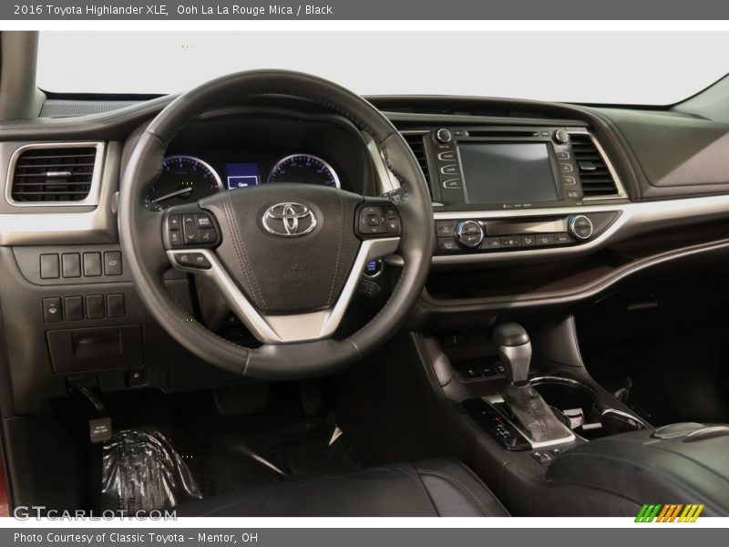 Ooh La La Rouge Mica / Black 2016 Toyota Highlander XLE