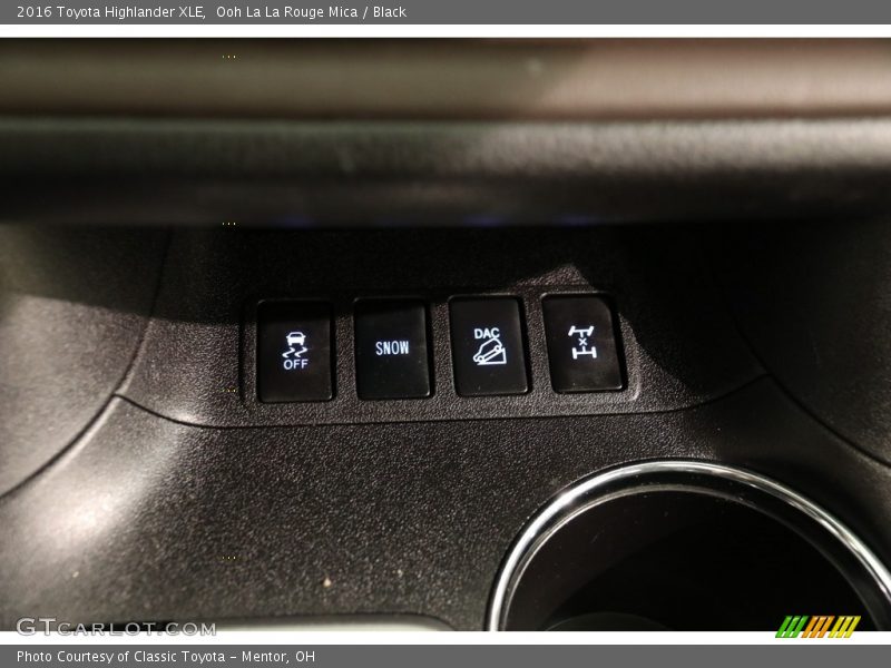 Ooh La La Rouge Mica / Black 2016 Toyota Highlander XLE