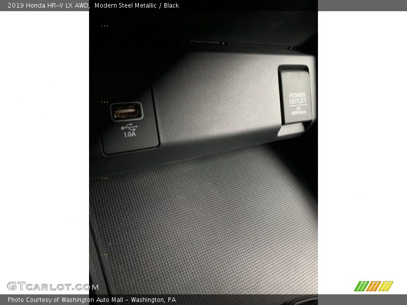 Modern Steel Metallic / Black 2019 Honda HR-V LX AWD