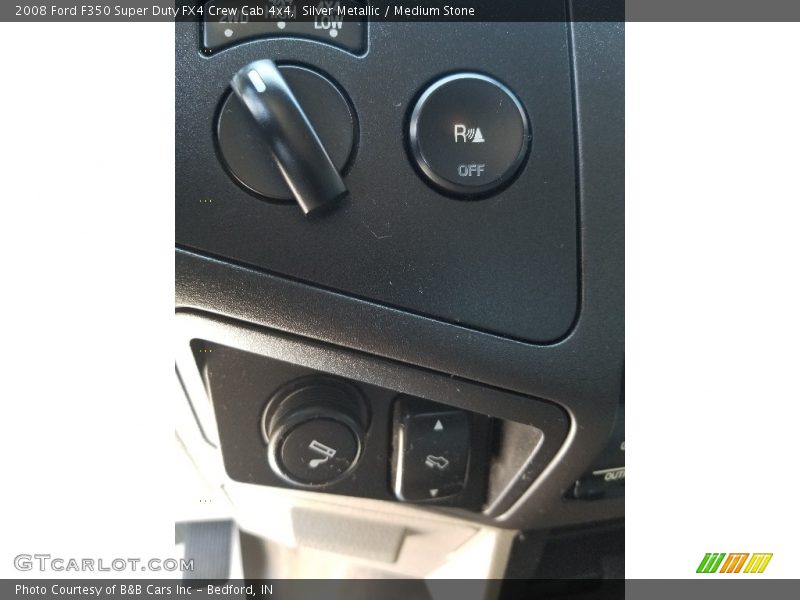 Silver Metallic / Medium Stone 2008 Ford F350 Super Duty FX4 Crew Cab 4x4