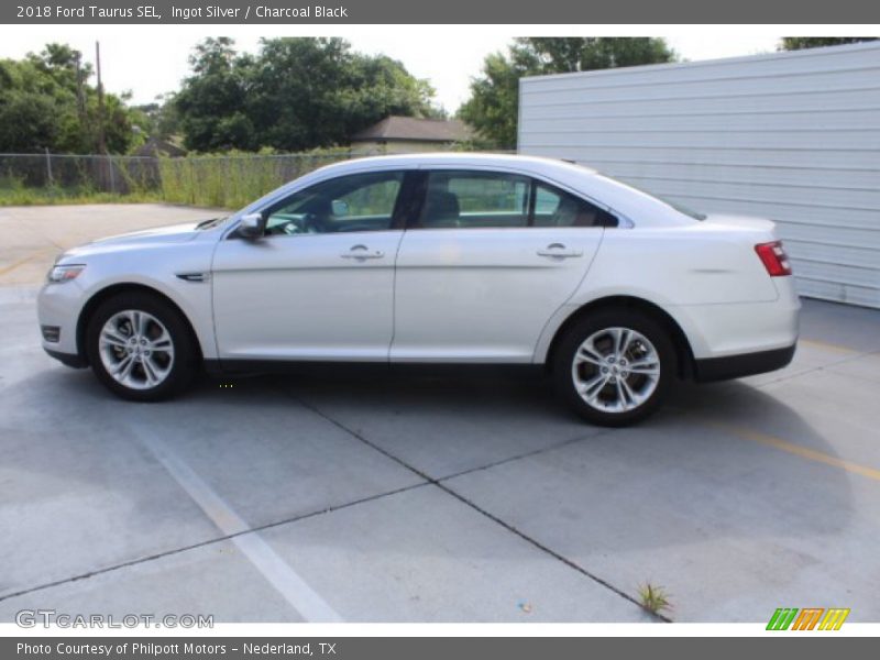Ingot Silver / Charcoal Black 2018 Ford Taurus SEL