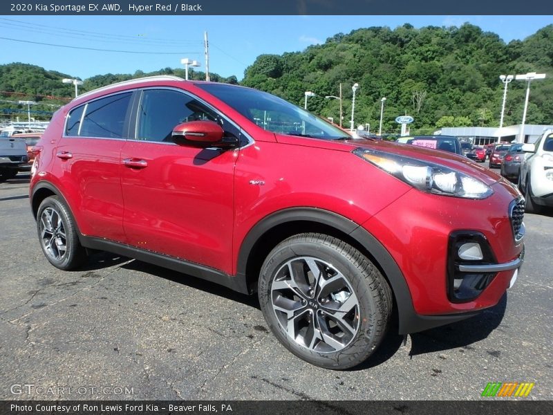 Front 3/4 View of 2020 Sportage EX AWD