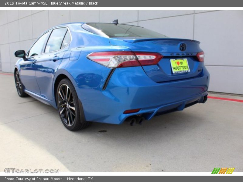 Blue Streak Metallic / Black 2019 Toyota Camry XSE