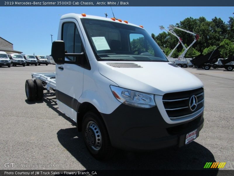 Arctic White / Black 2019 Mercedes-Benz Sprinter 3500XD Cab Chassis