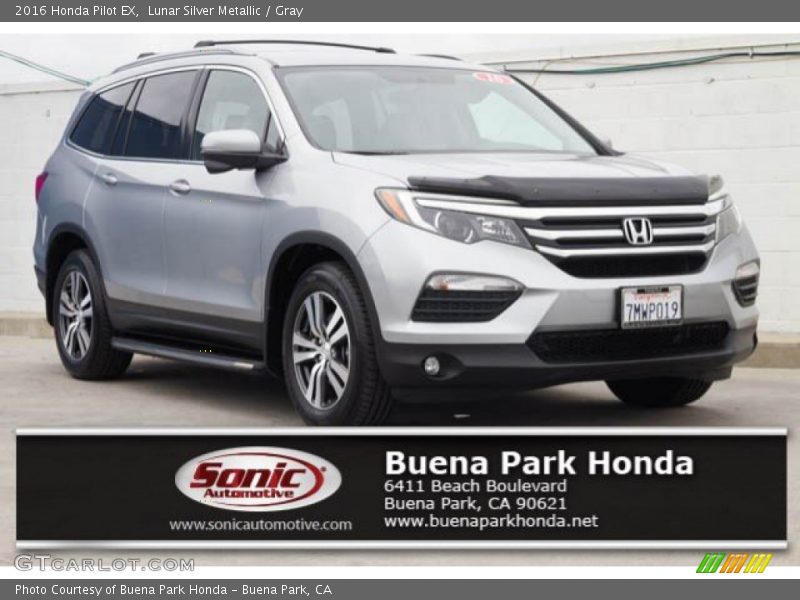 Lunar Silver Metallic / Gray 2016 Honda Pilot EX