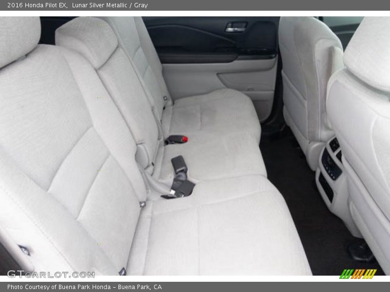 Lunar Silver Metallic / Gray 2016 Honda Pilot EX