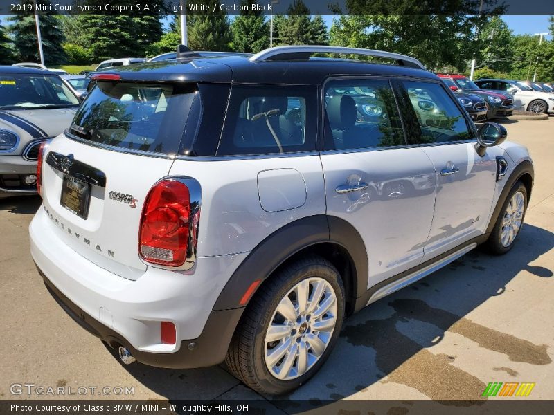 Light White / Carbon Black 2019 Mini Countryman Cooper S All4