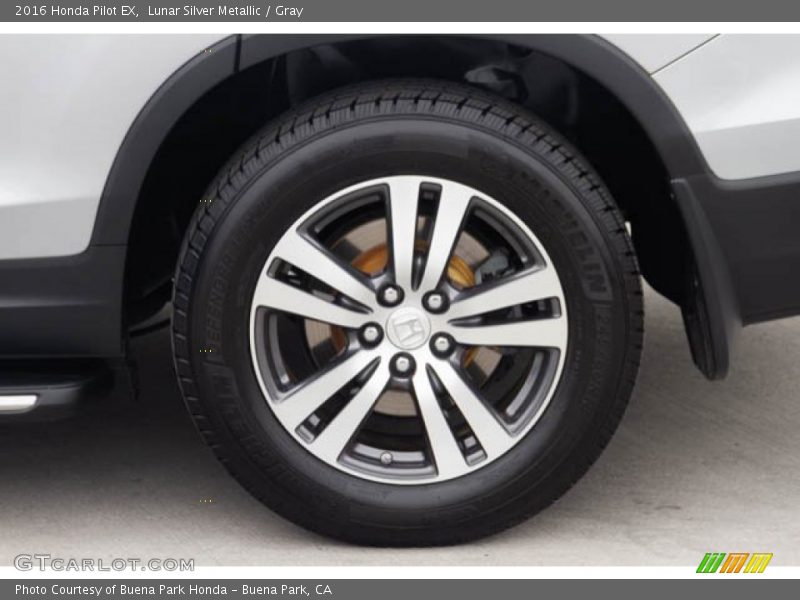 Lunar Silver Metallic / Gray 2016 Honda Pilot EX