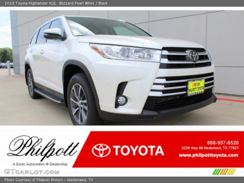 Blizzard Pearl White / Black 2019 Toyota Highlander XLE