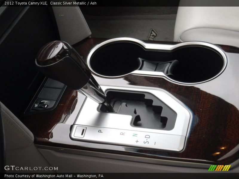 Classic Silver Metallic / Ash 2012 Toyota Camry XLE