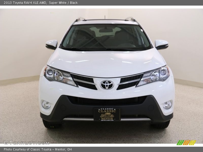 Super White / Black 2013 Toyota RAV4 XLE AWD