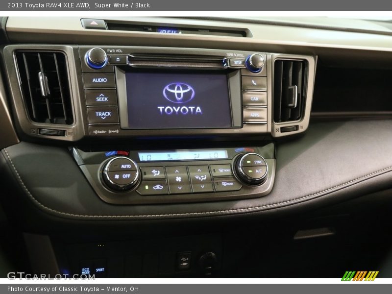 Super White / Black 2013 Toyota RAV4 XLE AWD