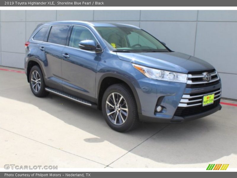 Shoreline Blue Pearl / Black 2019 Toyota Highlander XLE