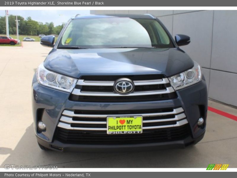 Shoreline Blue Pearl / Black 2019 Toyota Highlander XLE