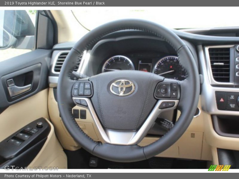 Shoreline Blue Pearl / Black 2019 Toyota Highlander XLE