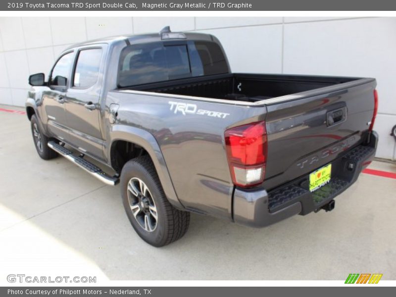 Magnetic Gray Metallic / TRD Graphite 2019 Toyota Tacoma TRD Sport Double Cab