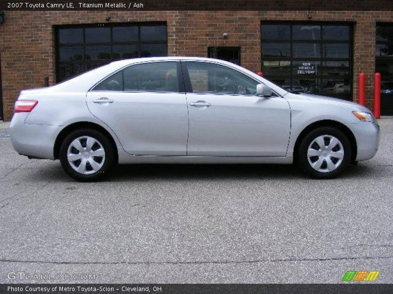 Titanium Metallic / Ash 2007 Toyota Camry LE