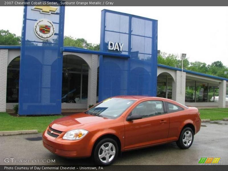 Sunburst Orange Metallic / Gray 2007 Chevrolet Cobalt LS Sedan