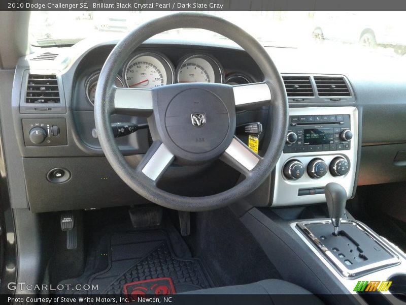 Brilliant Black Crystal Pearl / Dark Slate Gray 2010 Dodge Challenger SE